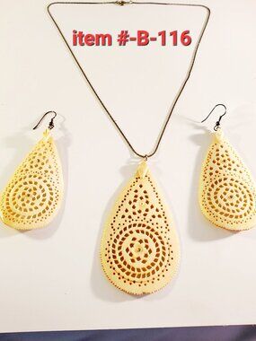 1 Necklace with matching Earrings, item # B -116,. wt. 25grams.